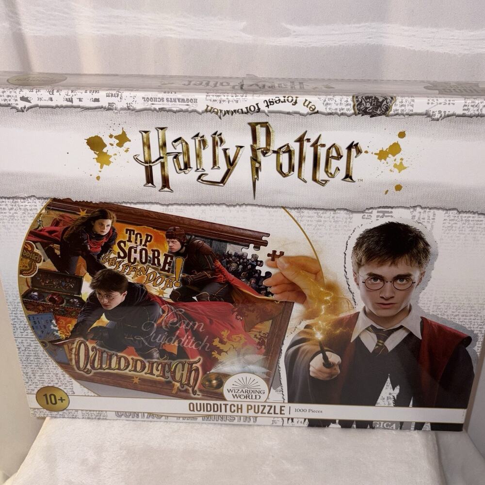 Harry Potter Quidditch Puzzle 1000 Piece Wizarding World 26" x 20" New SEALED